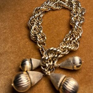 Elegant vintage gold double chain bracelet